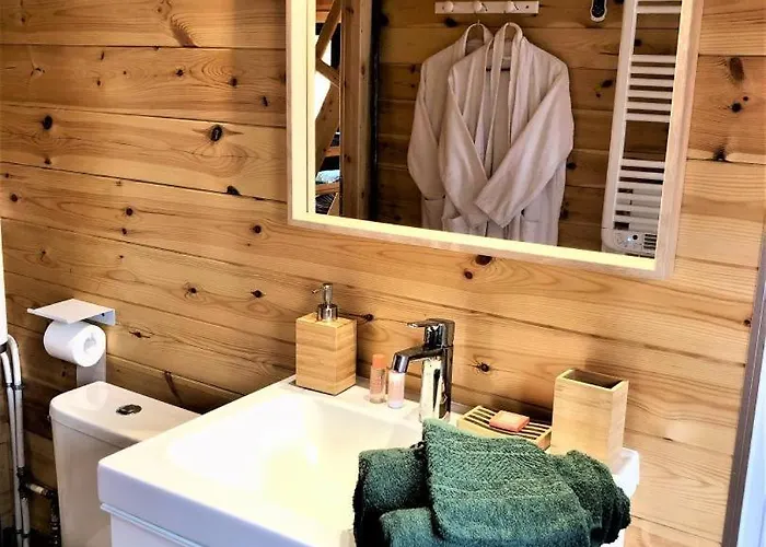 Gite Gites De France - Le Cottage Des Hauts Poiriers - Piscine & Spa *