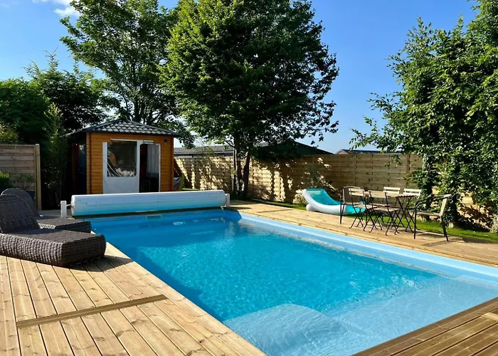 De France - Le Des Hauts Poiriers - Piscine & Dom wakacyjny